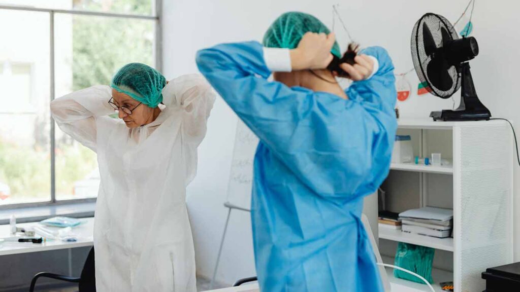 Why Medical Scrub Uniform Stores Remain Essential For Healthcare Professionals Why Medical Scrub Uniform Stores Remain Essential For Healthcare Professionals on thesunrisepost (1)